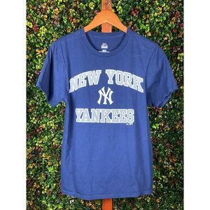 Small New York Yakees MLB Baseball Majestic T-Shirt - Midnight Blue Mens Small